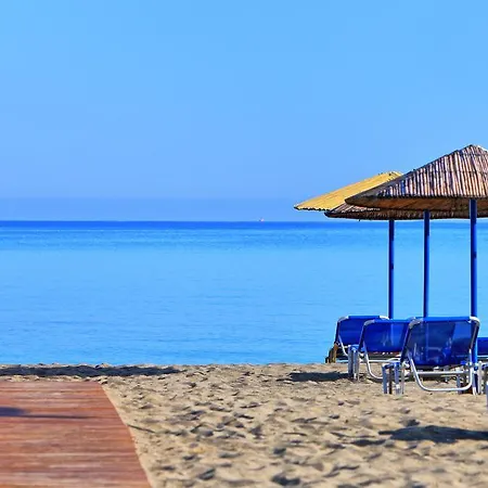 리조트 Santa Marina Gazi